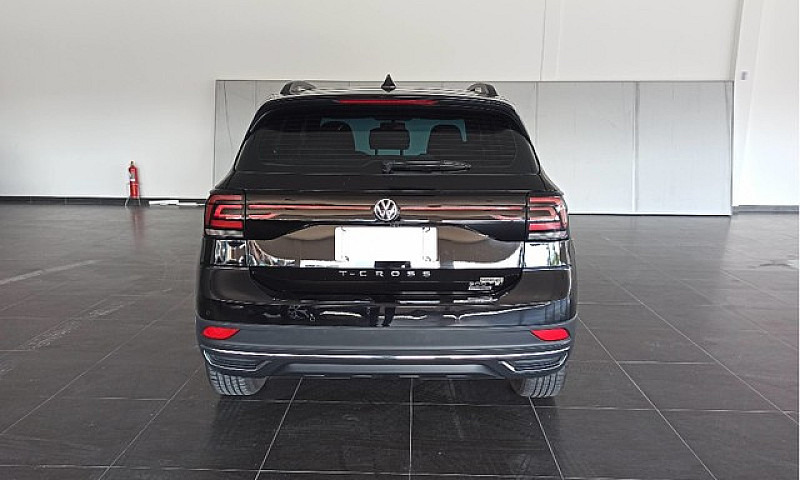 Volkswagen T-Cross 1...