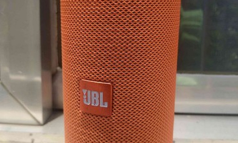 Caixa De Som Jbl Por...