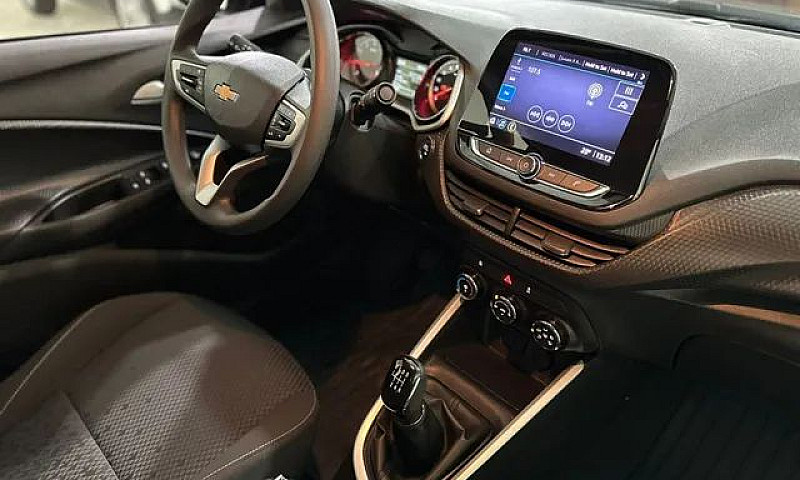 Chevrolet Onix Hatch...