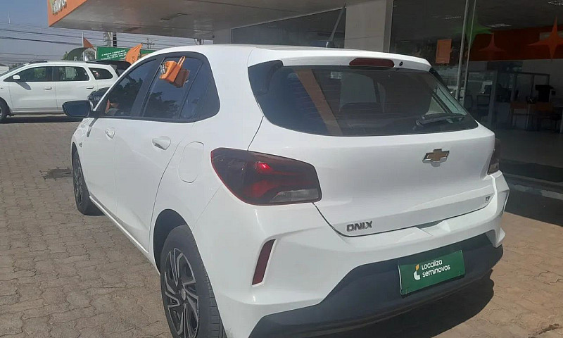 Chevrolet Onix Hatch...