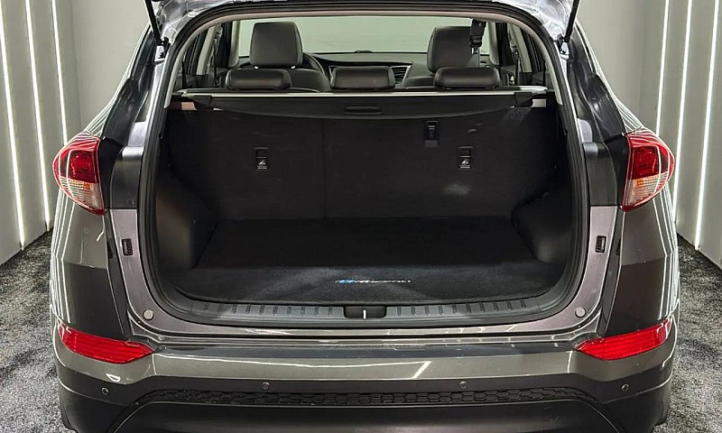 Hyundai Tucson Gls 1...