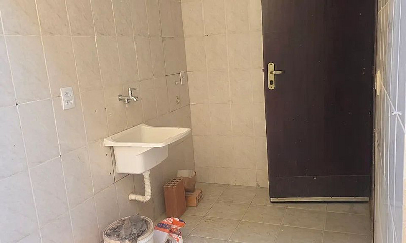 Casa Com 3 Quartos J...