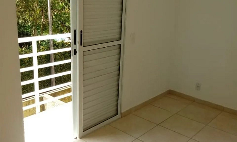 Casa Em Condomínio E...