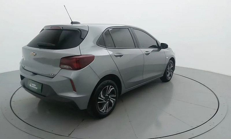 Chevrolet Onix Hatch...