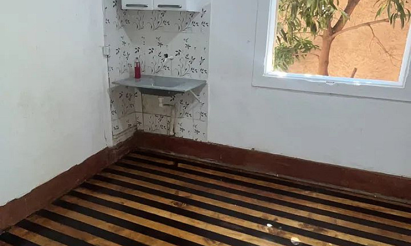 Quarto Em Laranjeira...