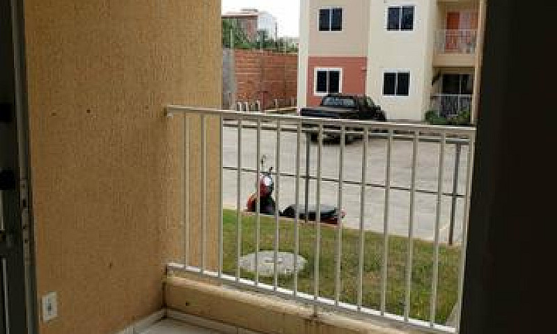 Alugo Um Apartamento...