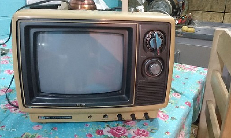 Tv Antiga...