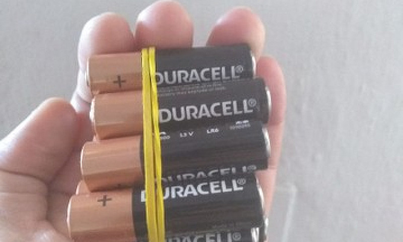 Pilhas Duracell Aa...