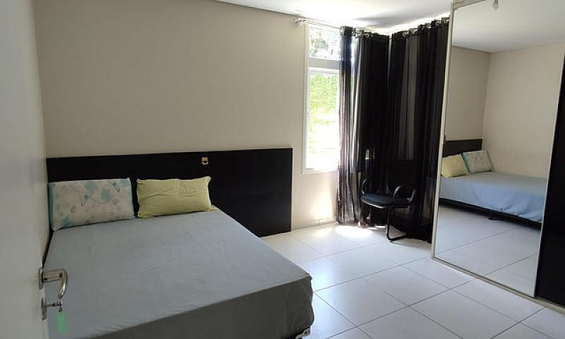 Imponente Casa Condo...