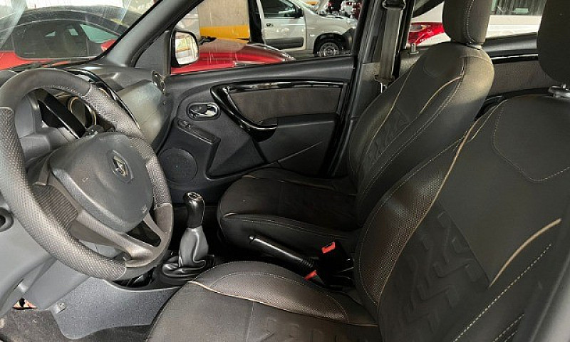 Renault Duster Expre...
