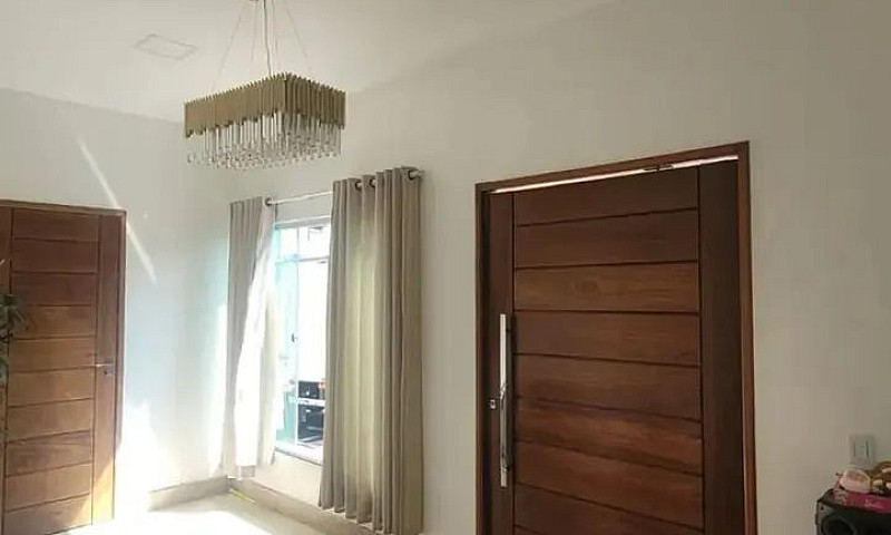 Alugo Lindo Casarão ...