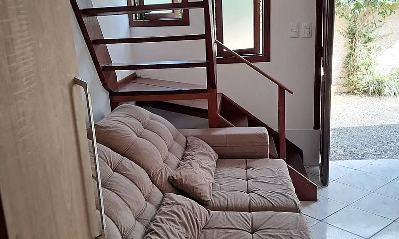 Casa 2 Quartos No Ce...