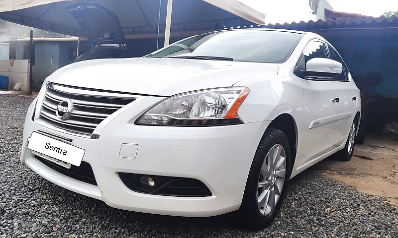 Nissan Sentra Sv 2.0...