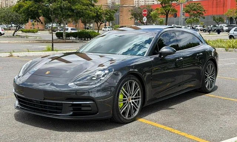 Porsche Panamera 4 E...
