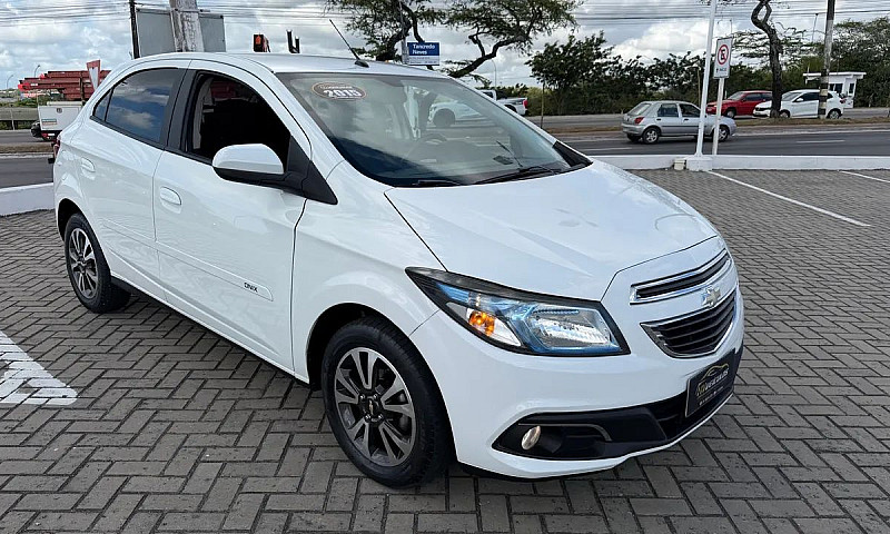 Chevrolet Onix Hatch...