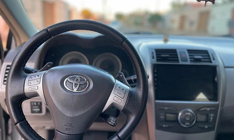 Toyota Corolla Xei 1...