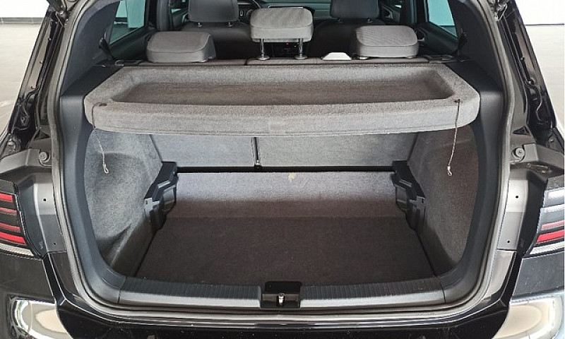 Volkswagen T-Cross 1...