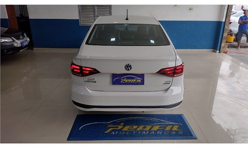 Volkswagem Virtus , ...