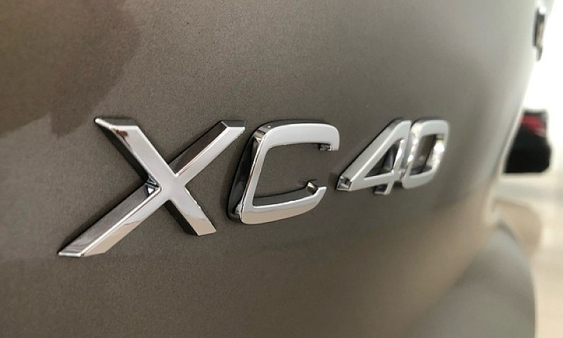 Volvo Xc40 2022...