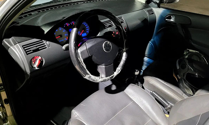 Volkswagen Parati 2....