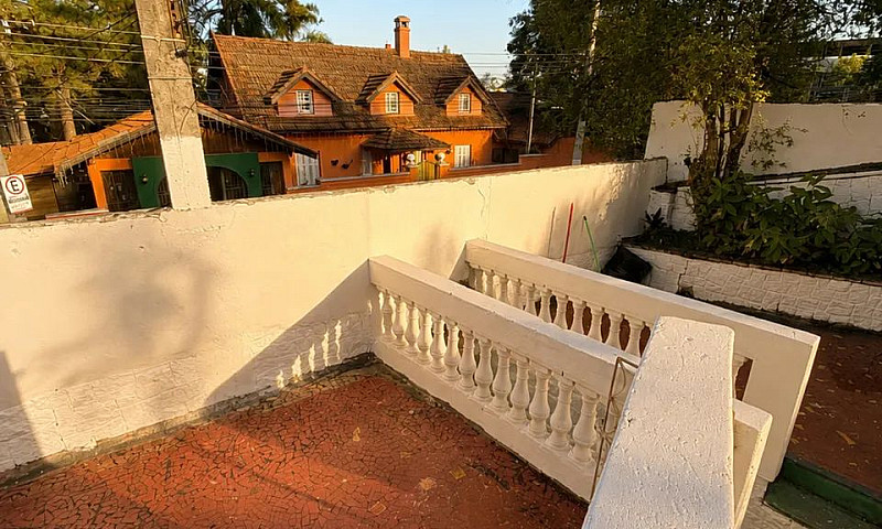 Casa Com Comércio ...