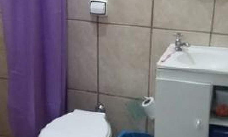 Alugo Casa 4 Cômodos...
