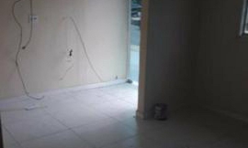 Sem Caução/Casa 2 Qu...
