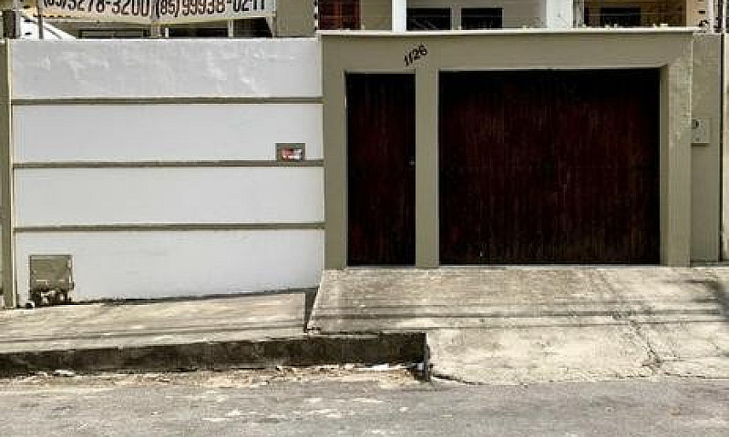 Aluga-Se Casa Duplex...