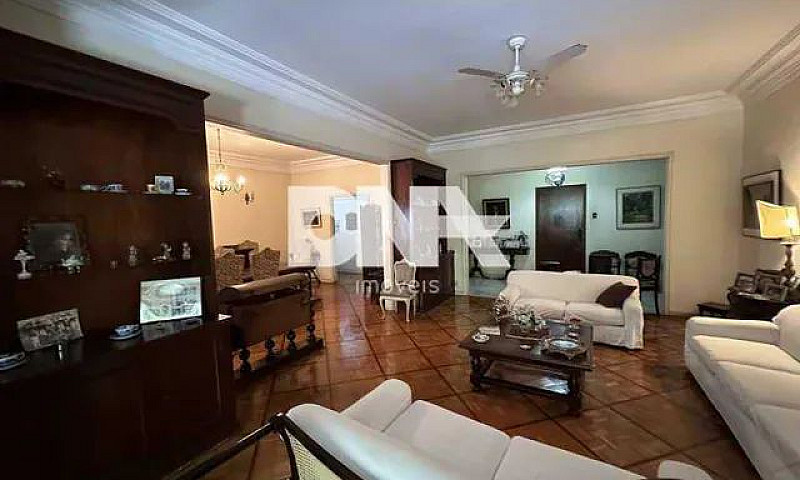 Apartamento Com Área...