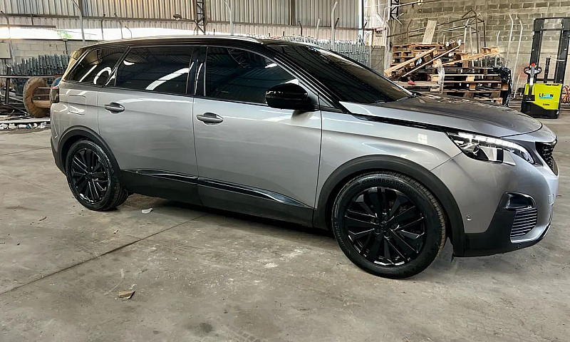 Peugeot - 5008 - Bli...