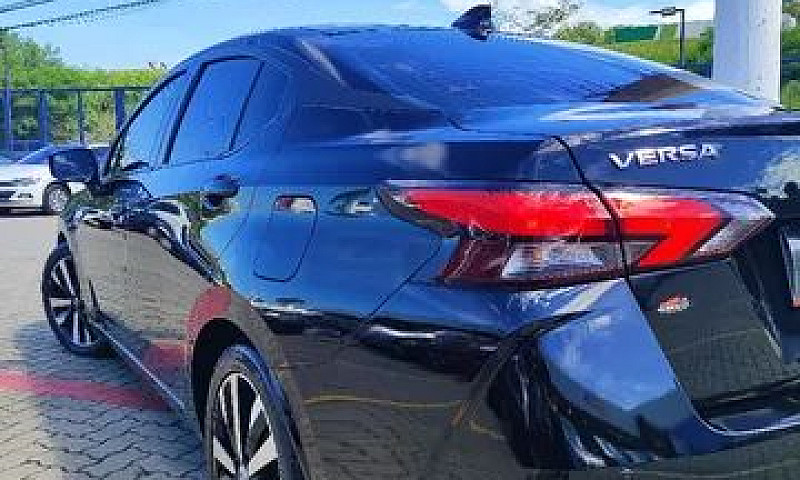 Versa Exclusive Ano ...