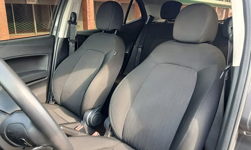 Fiat Argo Drive 1.0 ...