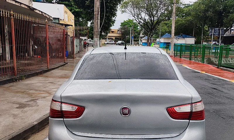 Fiat Grand Siena Att...