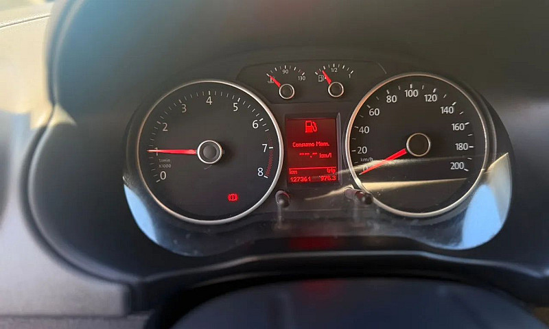 Volkswagen Voyage Co...