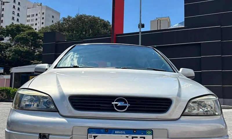Chevrolet Astra Gl 1...