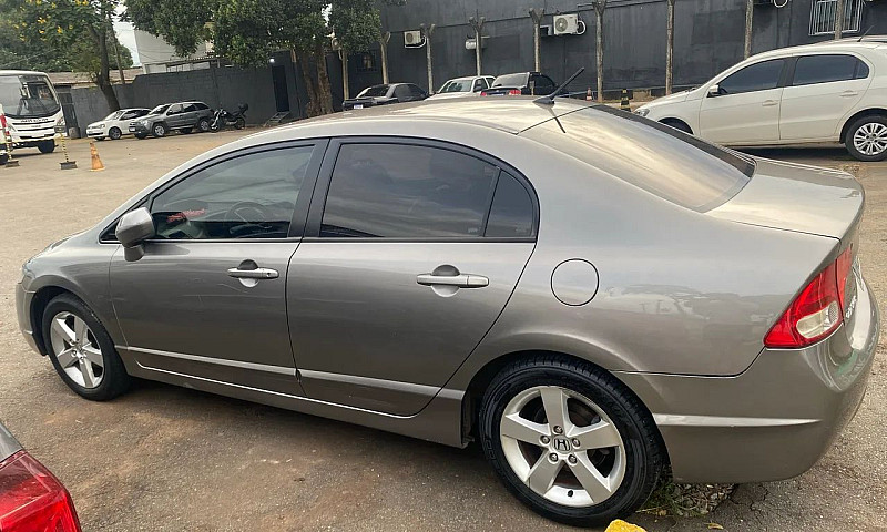 Honda Civic Sedan Lx...