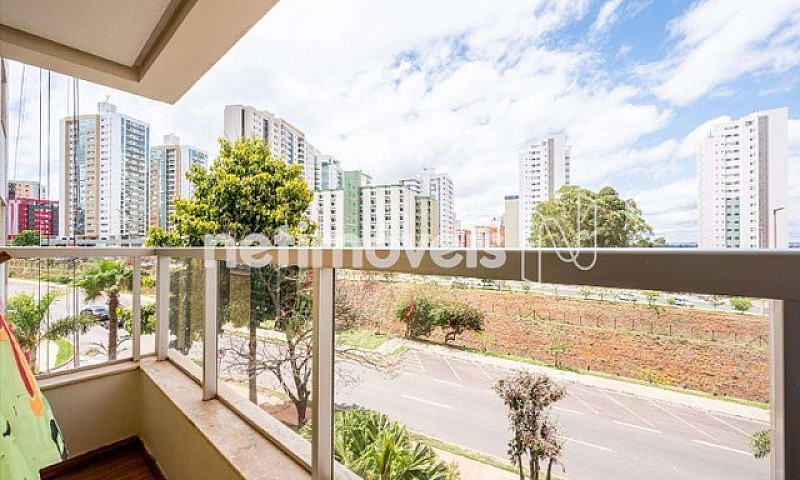 Apartamento Amplo De...