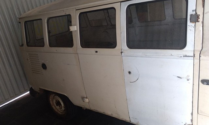 Vendo Kombi 1996 Bar...