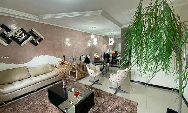 Excelente Casa À Ven...