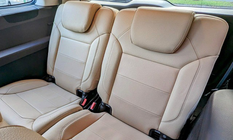 Mercedes-Benz Gls-35...