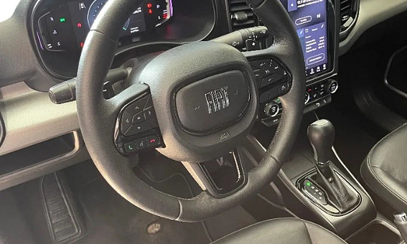 Fiat Toro Volcano T-...