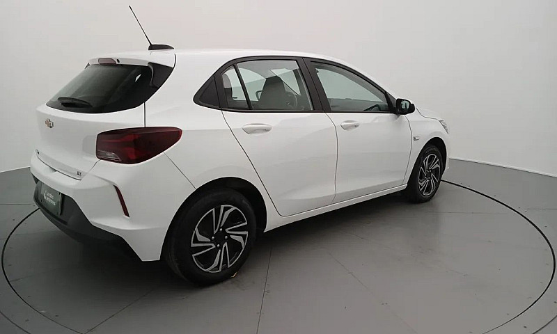 Chevrolet Onix Hatch...