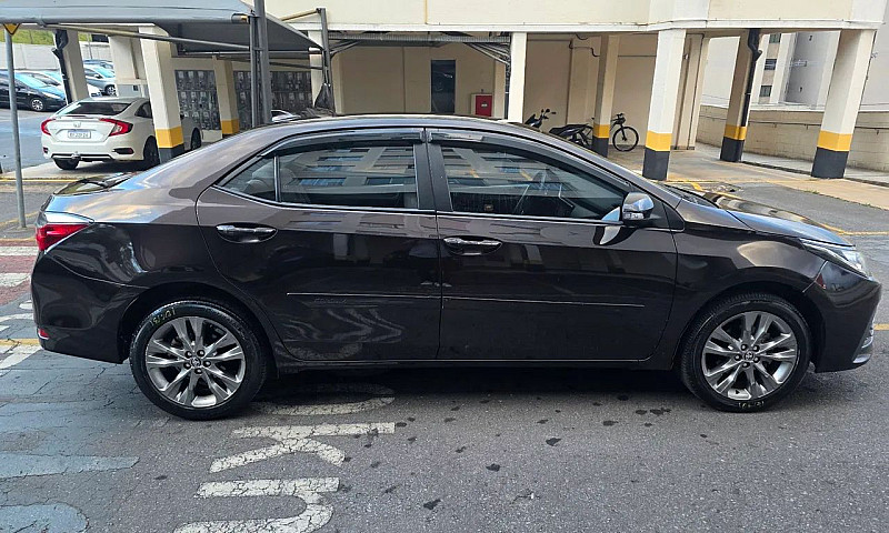 Toyota Corolla Xei 2...