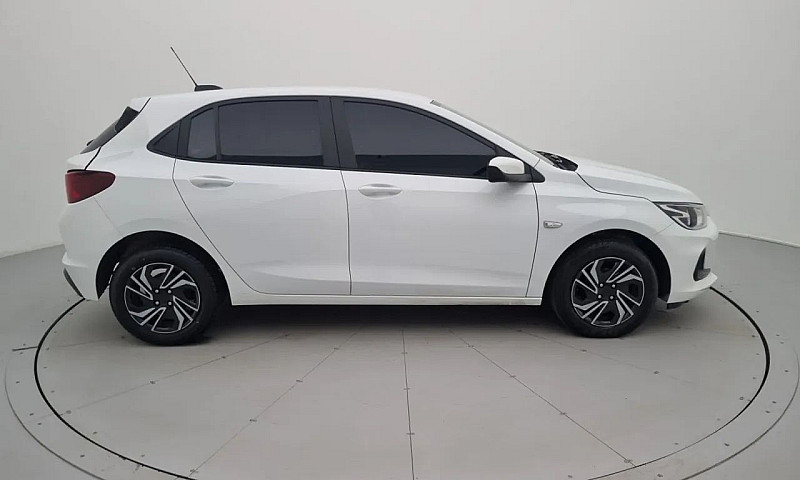 Chevrolet Onix Hatch...