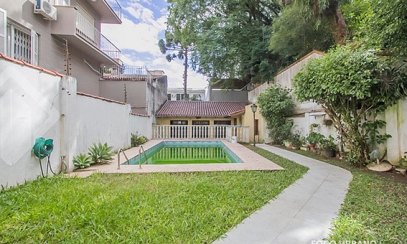 Casa À Venda Com 3 D...