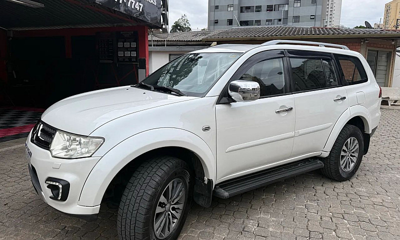 Mitsubishi Pajero Hp...