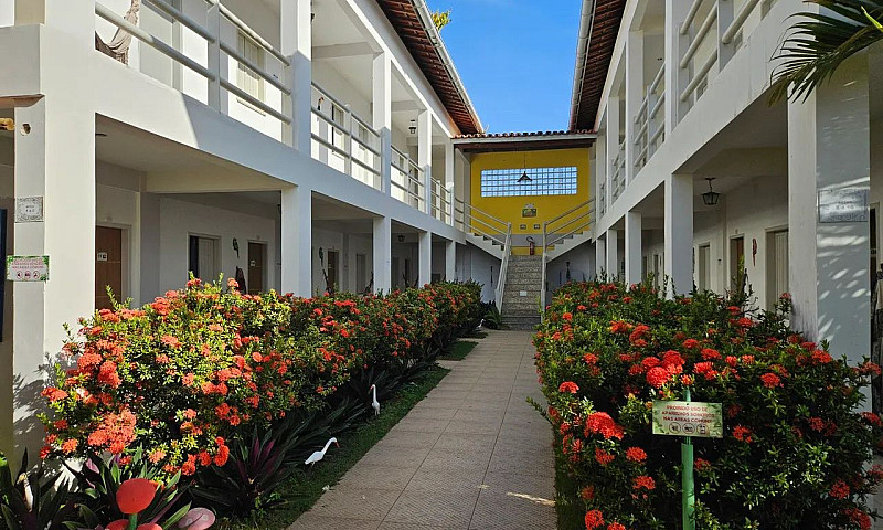 Casa Com 20 Quartos/...