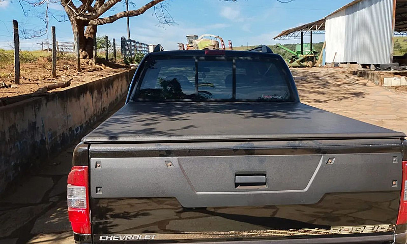 Chevrolet S10 Pick-U...