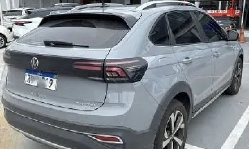 Volkswagen Nivus Hig...