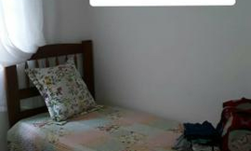 Uma Casa Linda Em Gu...